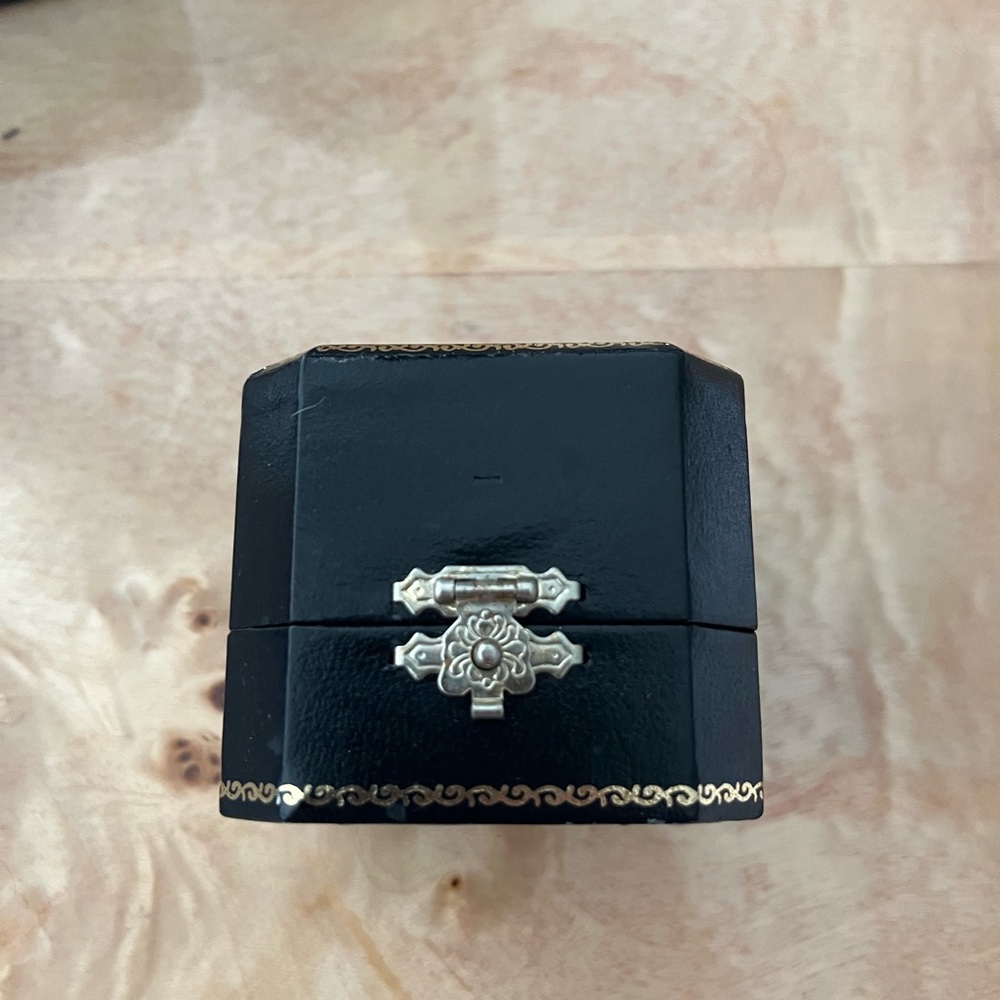 NWT Juicy Couture Look Book Charm - Picture 6 of 13